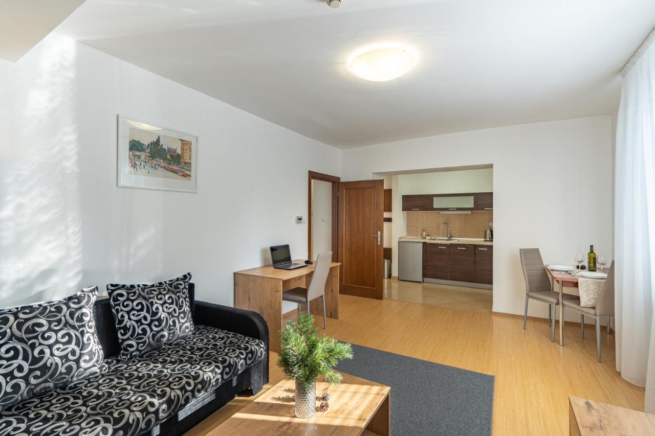 Wili Tatry Apartments Tatranská Lomnica Екстериор снимка